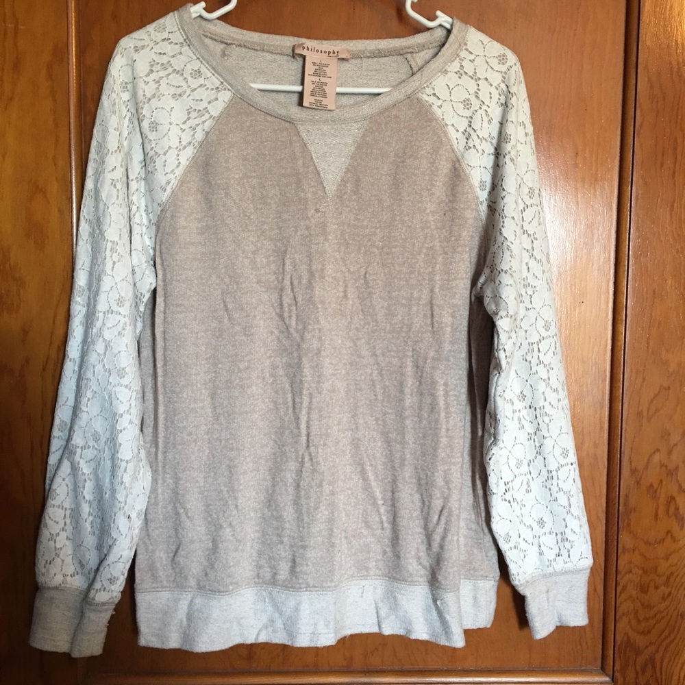 Long sleeved sweater